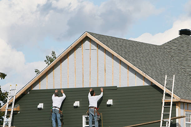 Professional Emergency Siding Repair technician working in East Bend, NC